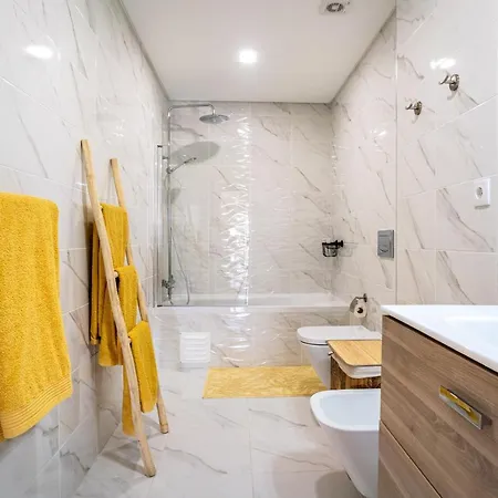 Sunny Brand New 2-bedroom - 500m From Da Rocha With Ac And Pool! * 波尔蒂芒
