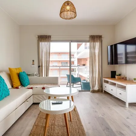 Апартаменты Bright New With Pool In - 5 Min Walk To The By Lisbeyond