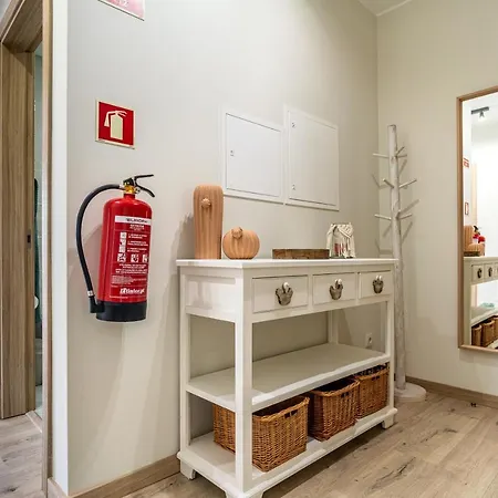 Sunny Brand New 2-bedroom - 500m From Da Rocha With Ac And Pool! *